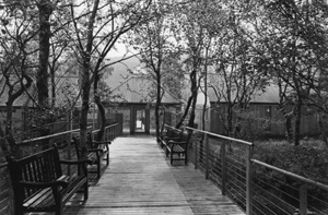 glencoe courtyard bridge